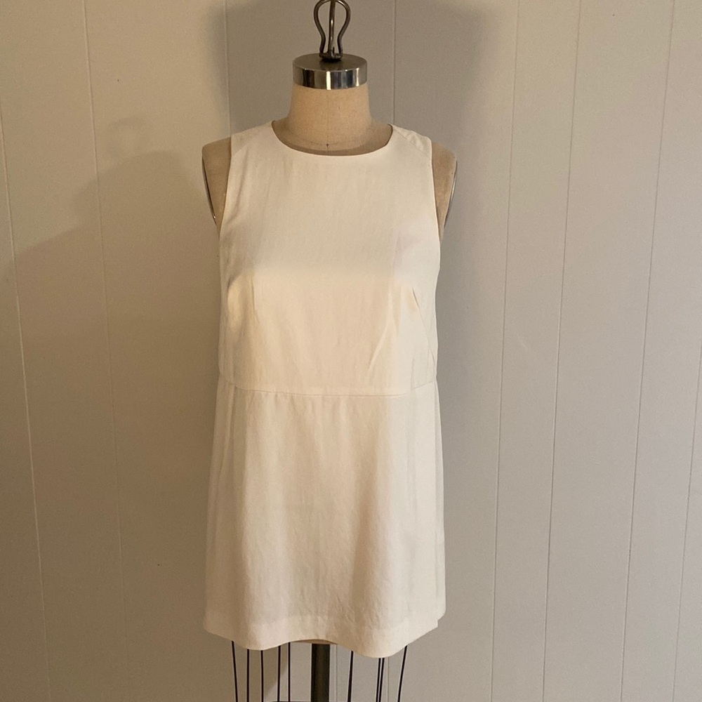 Banana Republic sleeveless tunic blouse NWOT